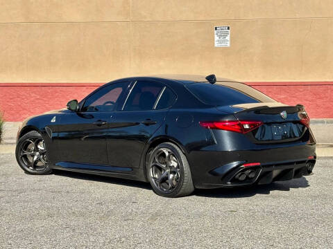 2017 Alfa Romeo Giulia Quadrifoglio
