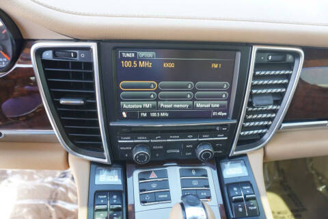 2012 Porsche Panamera