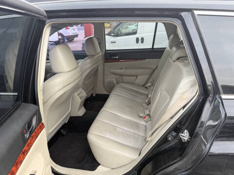 2010 Subaru Outback 2.5i Limited