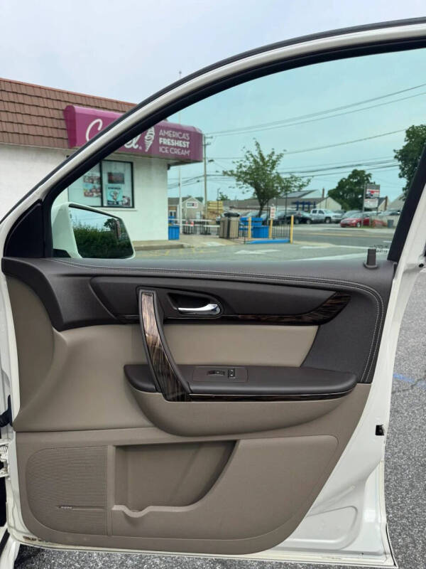2014 GMC Acadia Denali