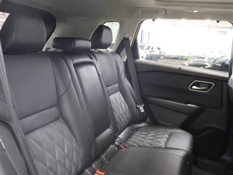 2022 Nissan Rogue Platinum