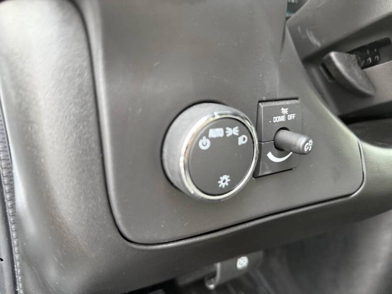 2025 Chevrolet Express 2500