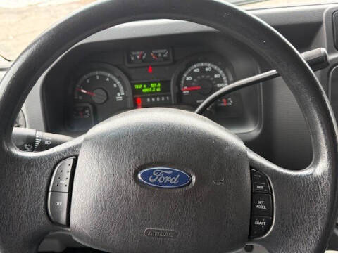 2009 Ford E-Series E-350 SD XL