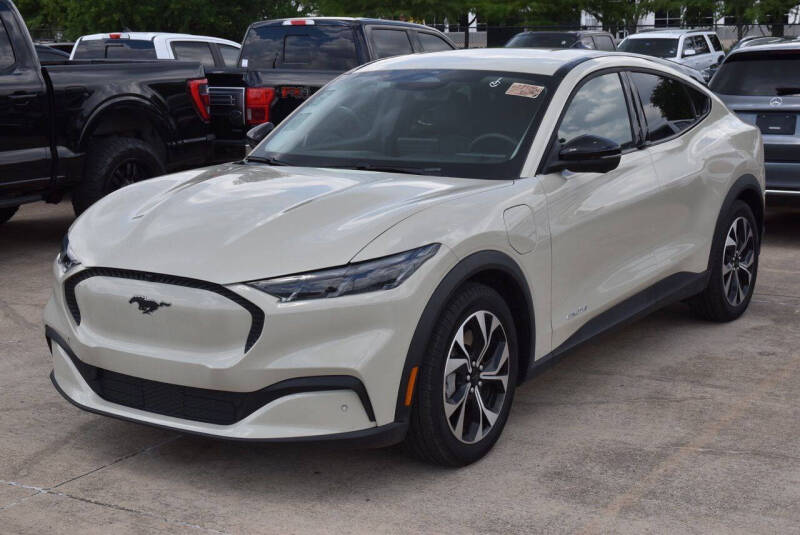 2025 Ford Mustang Mach-E Select