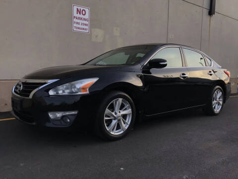 2013 Nissan Altima for sale at International Auto Sales in Hasbrouck Heights NJ