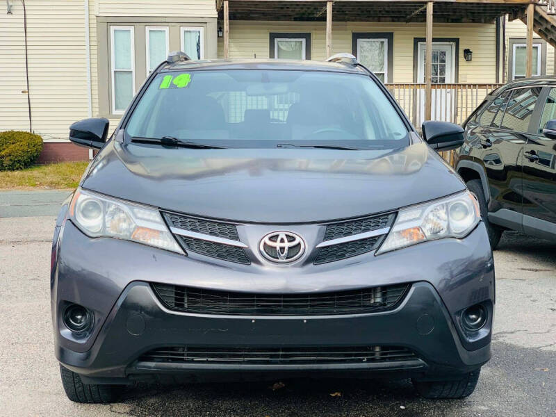 2014 Toyota RAV4 LE's photo