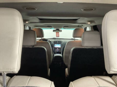 2017 Ford Explorer Platinum