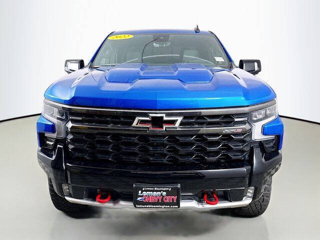 Used 2022 Chevrolet Silverado 1500 ZR2 with VIN 3GCUDHEL6NG579912 for sale in Bloomington, IL