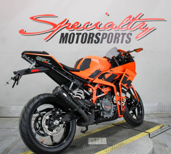 2023 KTM RC 390