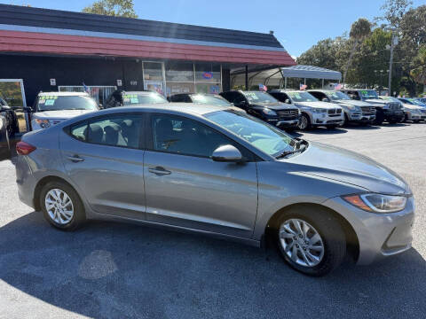 2018 Hyundai Elantra SE