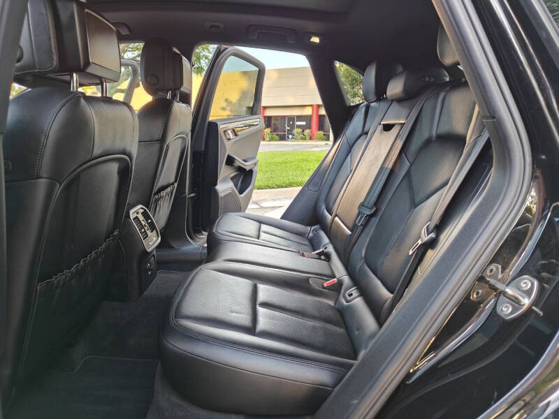 2016 Porsche Macan S