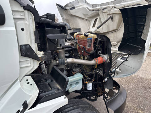 2021 International RH613