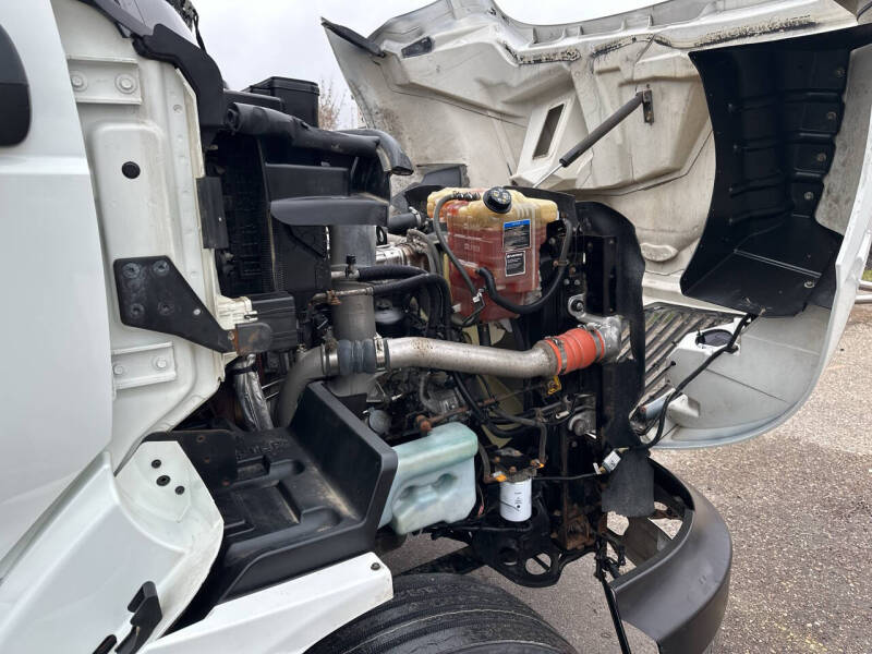 2021 International RH613