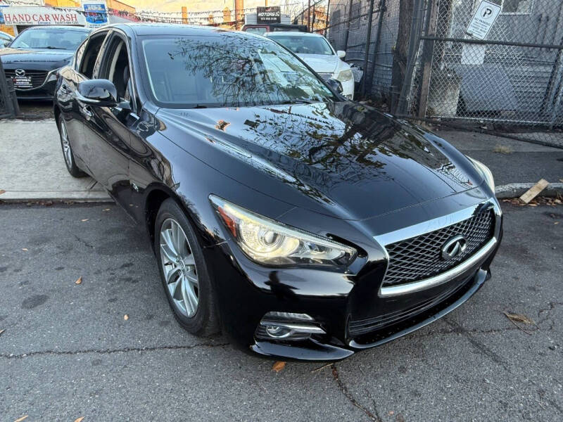 2017 INFINITI Q50 Base photo 3