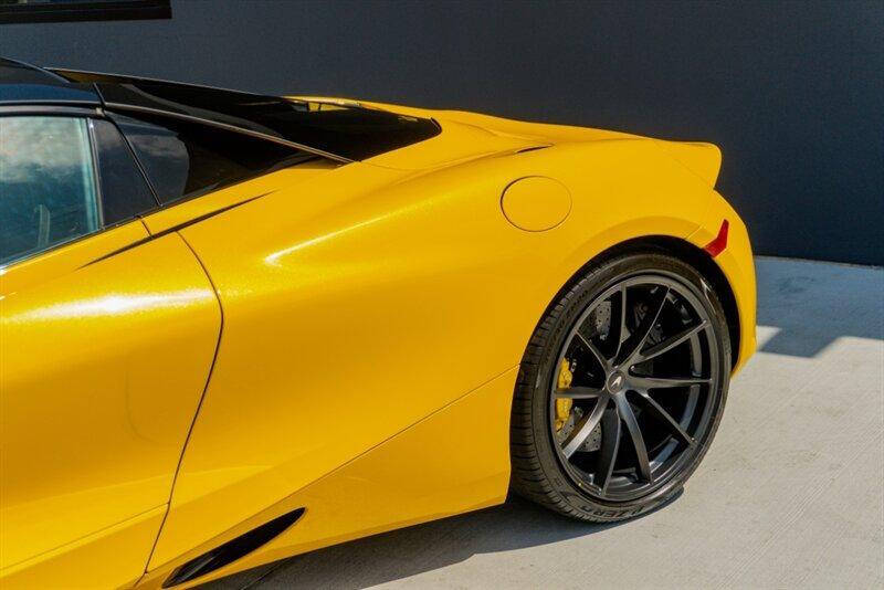 2023 McLaren 720S Spider