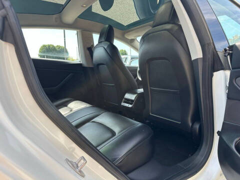2018 Tesla Model 3 Mid Range