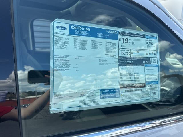 2025 Ford Expedition Active