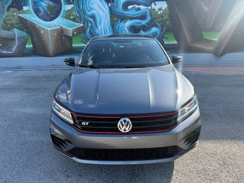 2018 Volkswagen Passat V6 GT