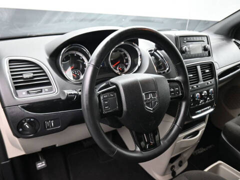 2016 Dodge Grand Caravan SE Plus