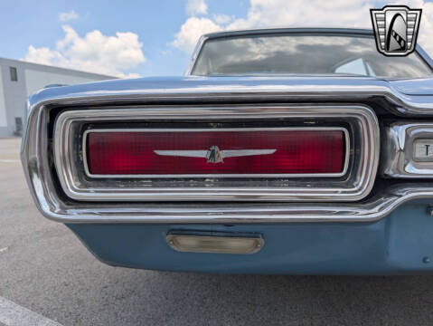 1964 Ford Thunderbird