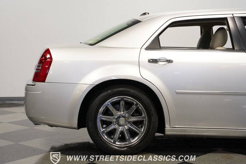 2005 Chrysler 300 C
