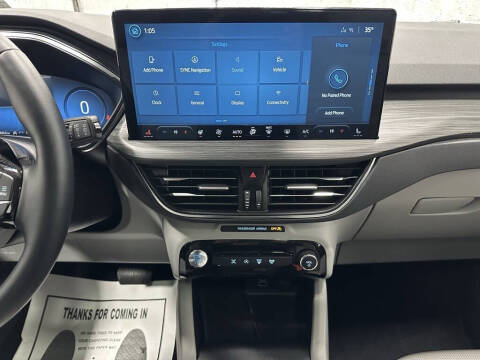 2025 Ford Escape Platinum