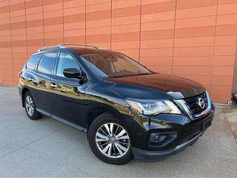 2020 Nissan Pathfinder SV