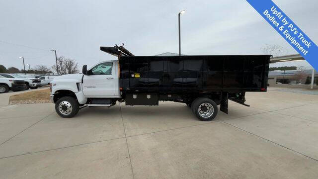2025 Chevrolet Silverado 6500HD