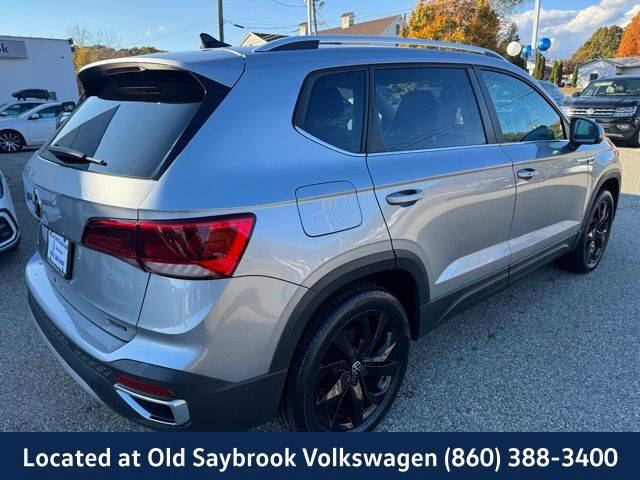 2022 Volkswagen Taos SE 4Motion