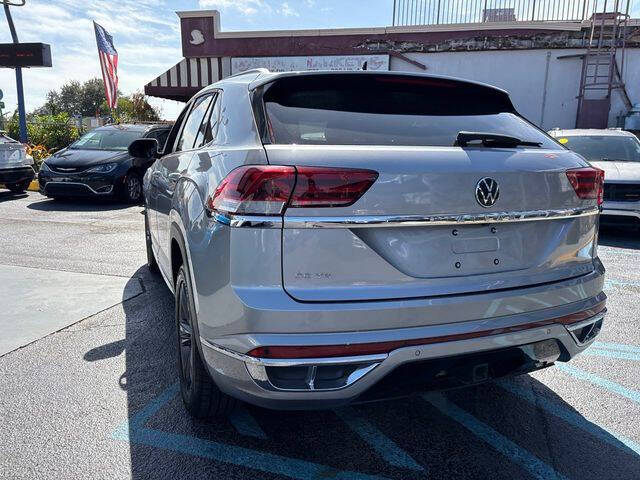 2021 Volkswagen Atlas Cross Sport V6 SE R-Line