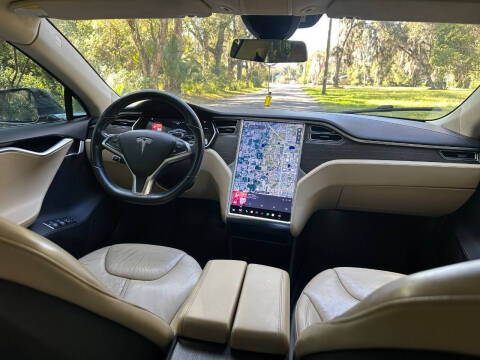 2014 Tesla Model S 85