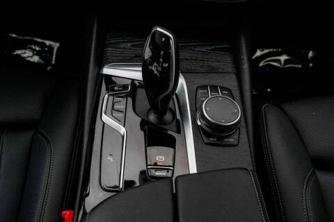 2022 BMW 5 Series 530i