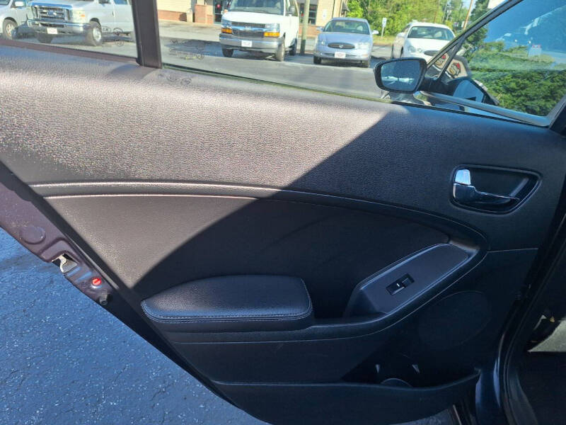 2017 Kia Forte5 EX