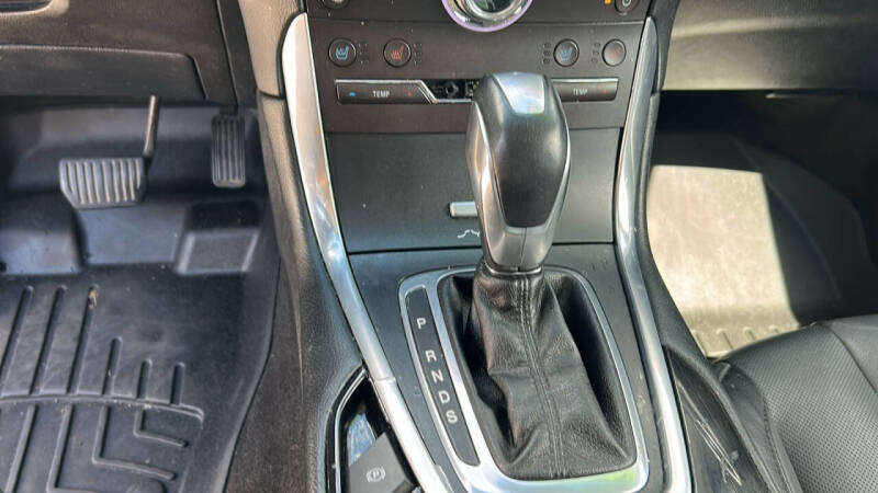 2017 Ford Edge Titanium