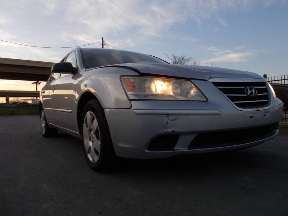 2010 Hyundai SONATA for sale at Chachan Auto Sales in Dallas, TX