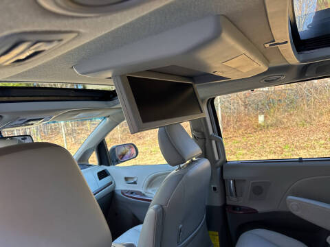 2013 Toyota Sienna Limited 7-Passenger