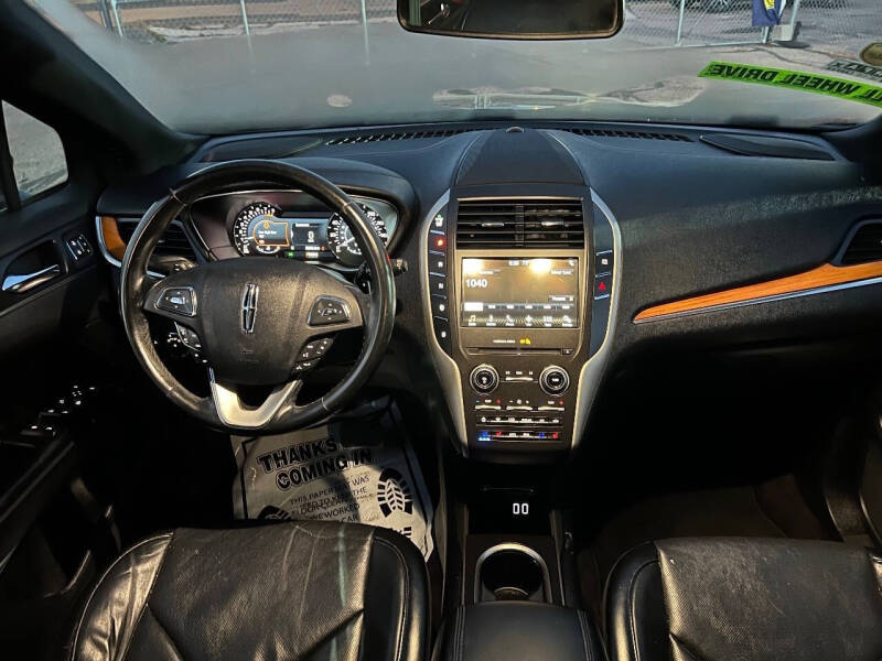 2017 Lincoln MKC Reserve