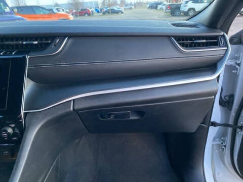 2024 Jeep Grand Cherokee L Altitude