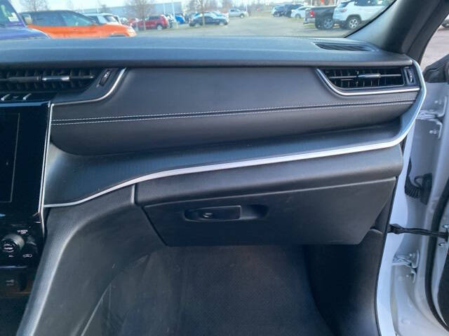 2024 Jeep Grand Cherokee L Altitude