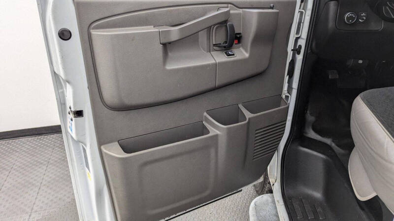 2020 Chevrolet Express 2500