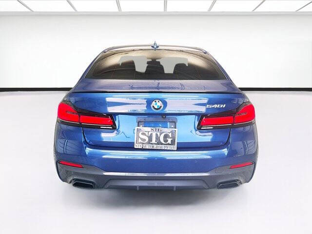 2023 BMW 5 Series 540i