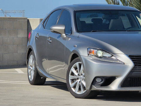 2016 Lexus IS 200t