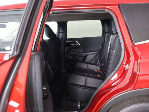2026 Mitsubishi Outlander ES
