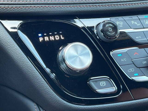 2025 Chrysler Pacifica Pinnacle