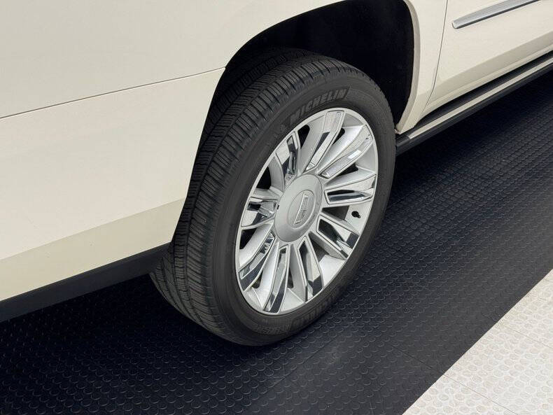 2015 Cadillac Escalade ESV Platinum