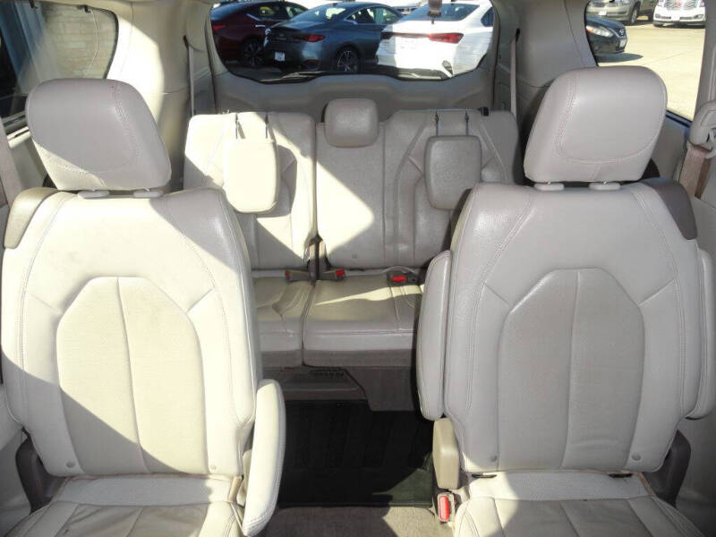 2021 Chrysler Pacifica Touring L