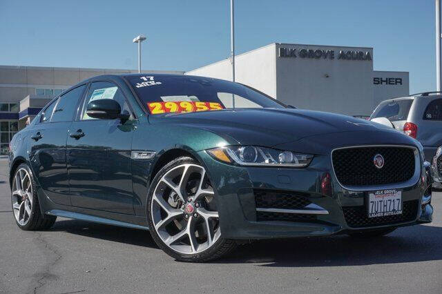 2017 Jaguar XE 35t R-Sport