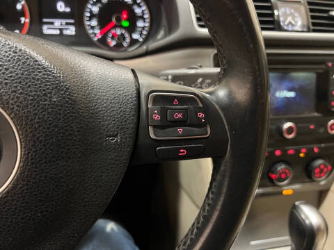 2014 Volkswagen Passat