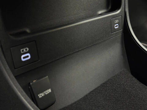 2023 Toyota bZ4X Limited