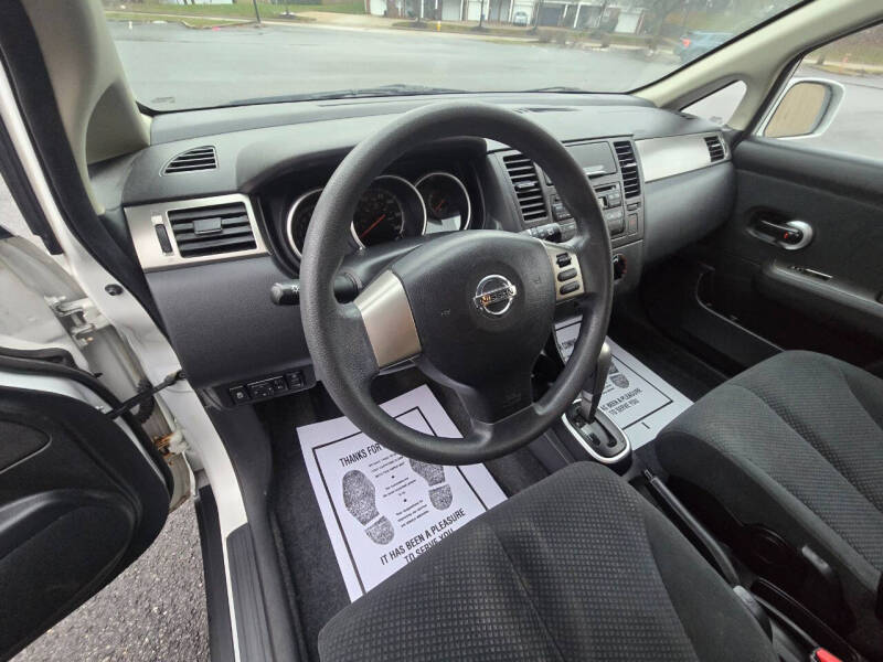 2012 Nissan Versa 1.8 S